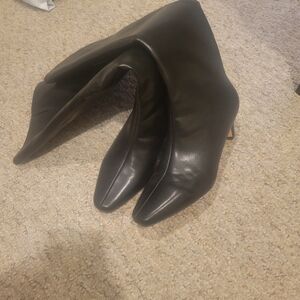 Elegant Black Women's Boots